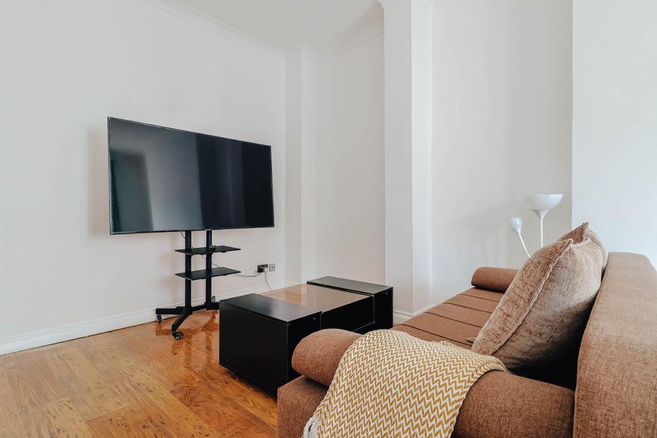 City Central Apartment Борнмут Экстерьер фото