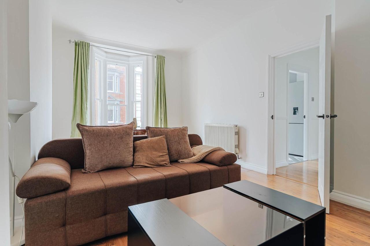 City Central Apartment Борнмут Экстерьер фото